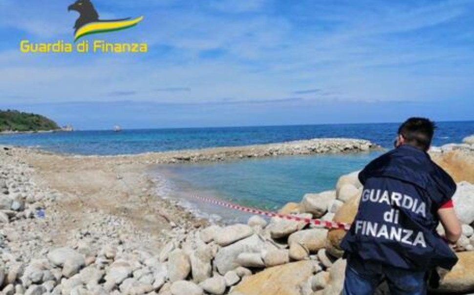 frangiflutti abusivi Parghelia