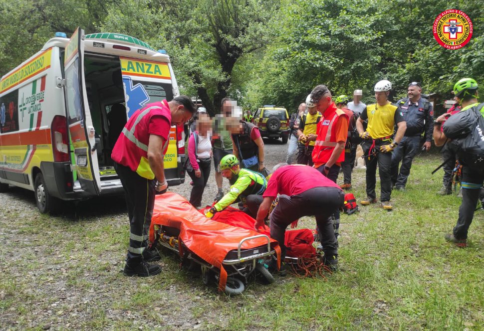 Escursionista salvato montagne di Orsomarso