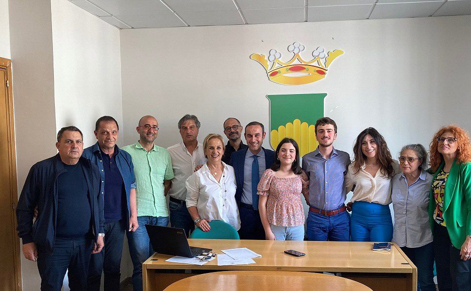 Due liceali del 'Gioacchino da Fiore' a Palazzo dei Bruzi