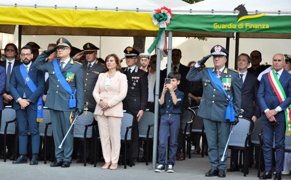 guardia finanza cosenza 02