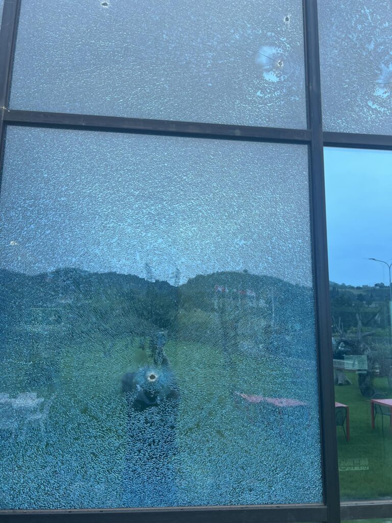 intimidazione san demetrio corone 2