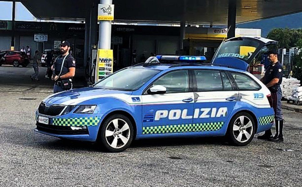 polizia stradale area servizio generico
