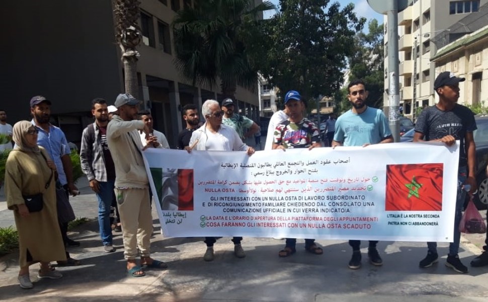 proteste consolato marocco