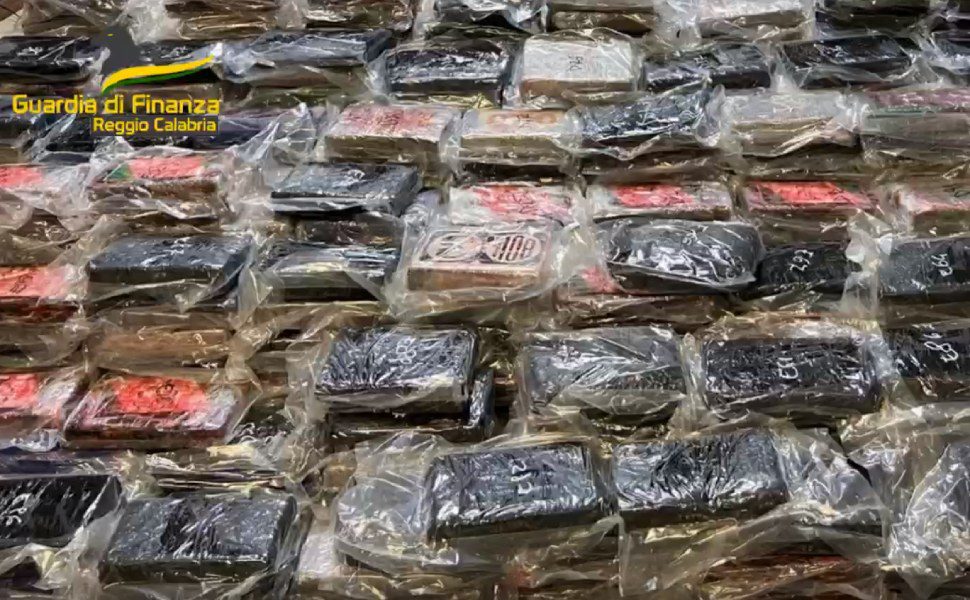 Guardia finanza reggio droga