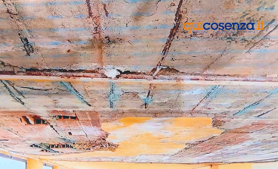 Tribuna B Coperta Rao 01