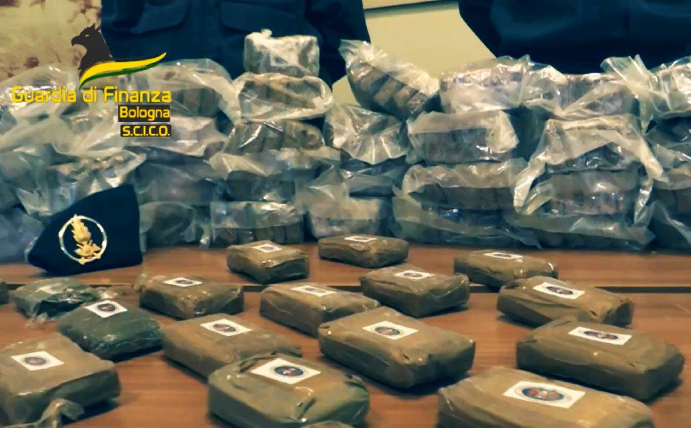 droga guardia finanza bologna scico