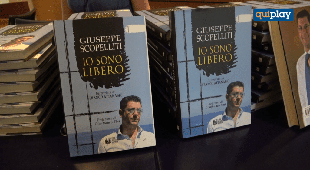 foto libro2023 07 19 135826