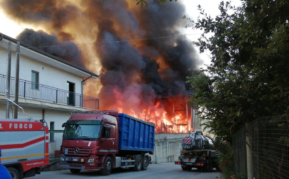 incendio tarsia 01