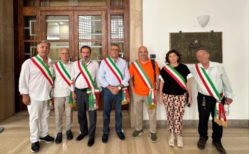 protesta_sindaci_prefettura cs 106