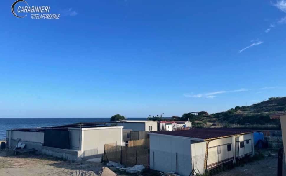 unita abitative abusive crotone