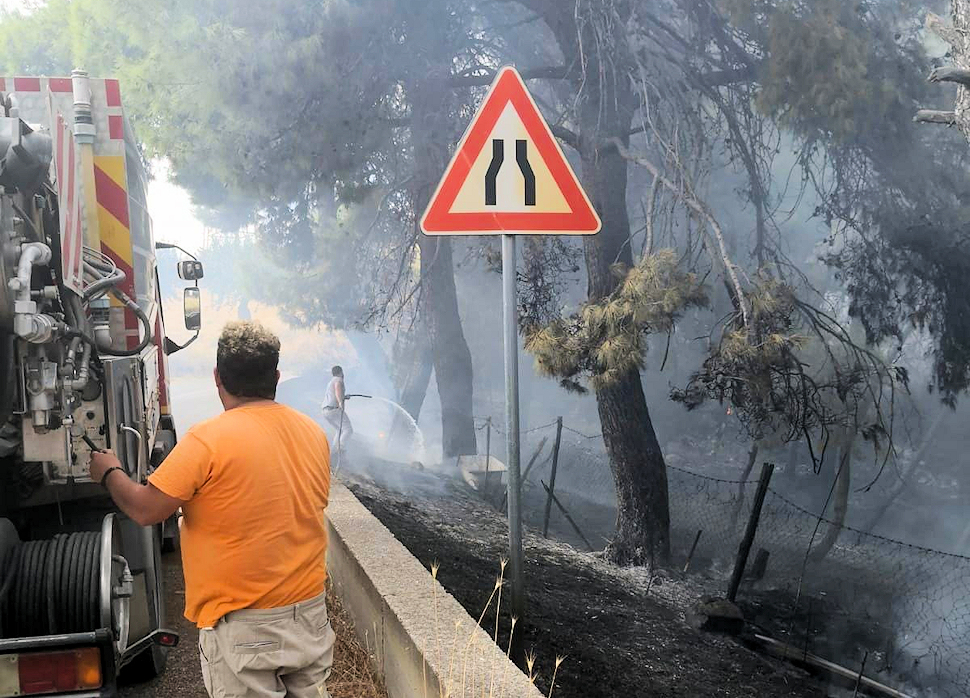 Incendio amendolara4