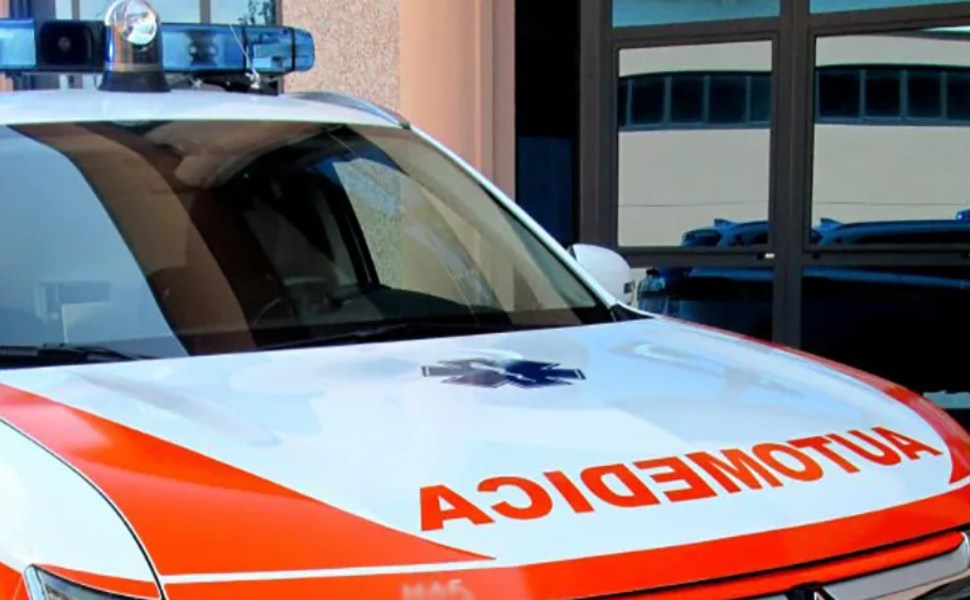 Cosenza: personale automedica aggredito durante un intervento, l'allarme dei sindacati 51 automedica