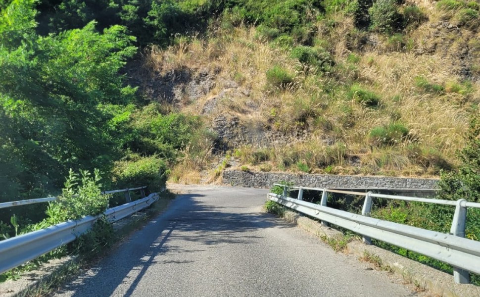 ponte Fuorilardo, sulla Strada Provinciale 270 Fagnano