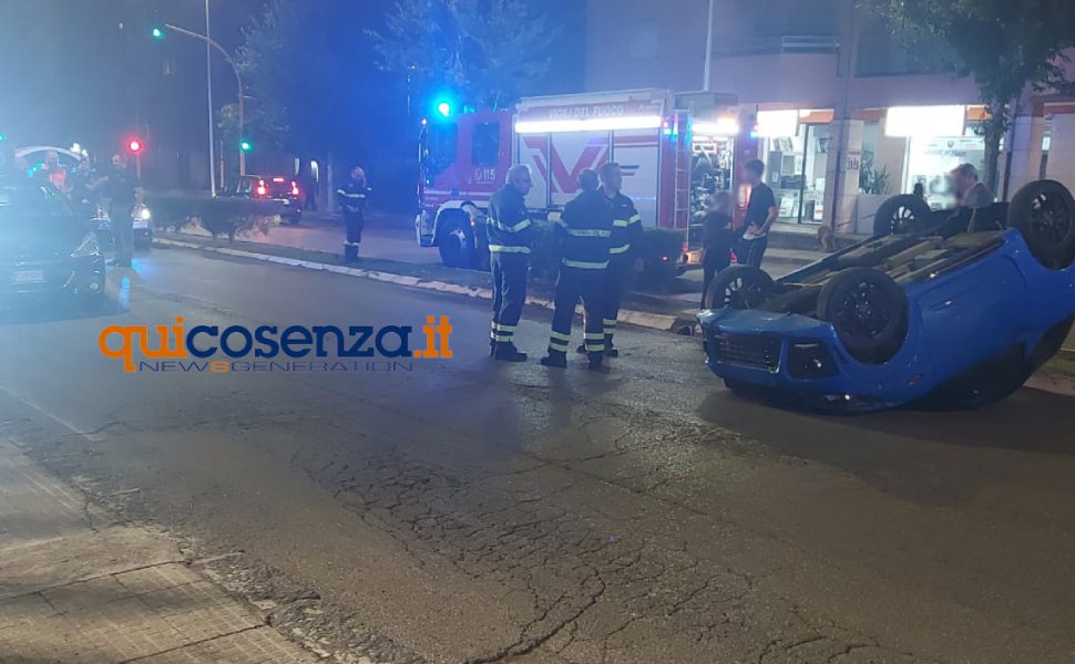 incidente viale cosmai cosenza 02