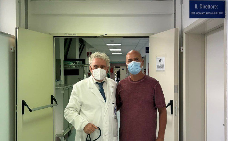 Il noto pizzaiolo Sorbillo colto da infarto in Calabria «salvo grazie alla telemedicina e ai medici» 51 luciano sorbillo ospedale catanzaro