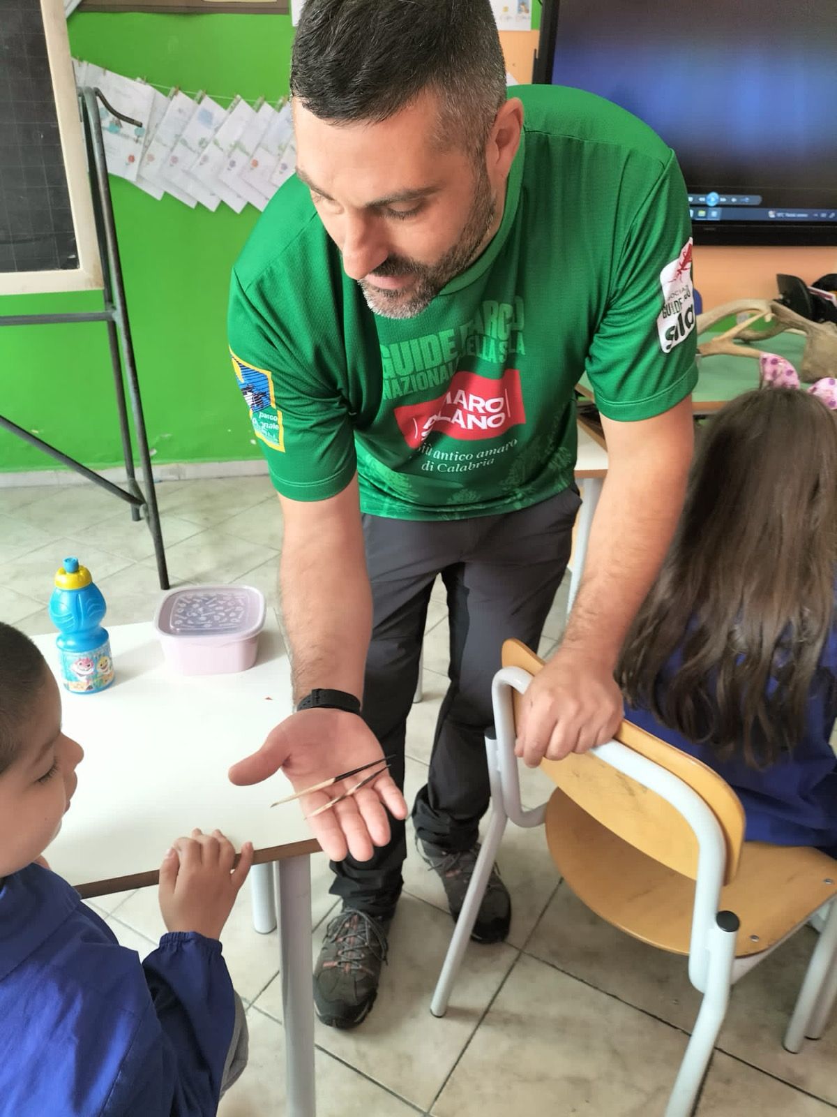 Bimbi a 'Scuola nel Parco' per diventare i futuri custodi della Sila 54 A SCUOLA NEL PARCO 4