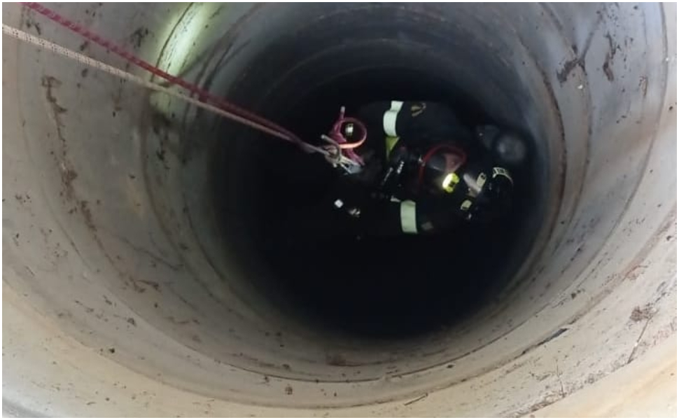 gattino-precipita-in-un-pozzo