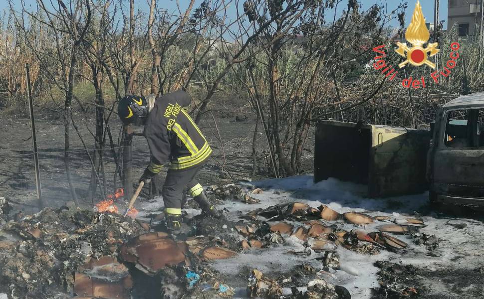 incendio asp catanzaro lido auto 02