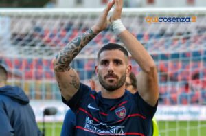 Voca e Tutino ridanno il sorriso al Cosenza. Reggiana battuta 2 a 0, tra due settimane il derby 68 Cosenza Reggiana 13