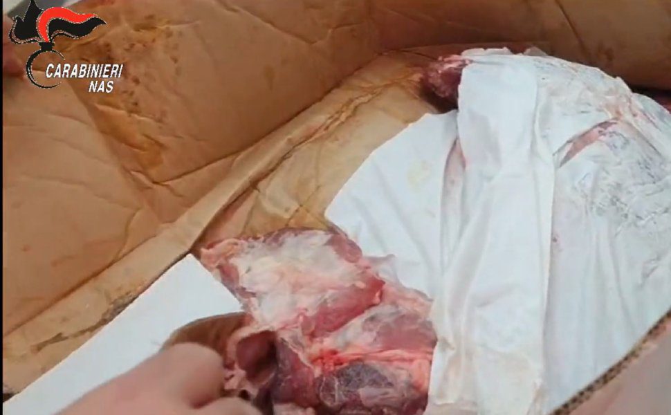 Nas sequestro carne e salumi 02