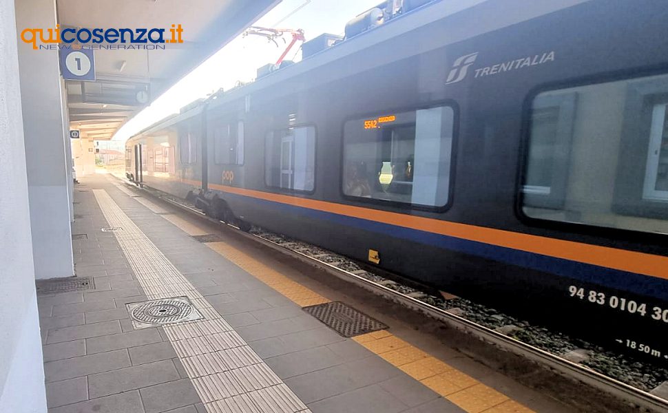 Treno regionale Paola Castiglione Cosenza treno Pop