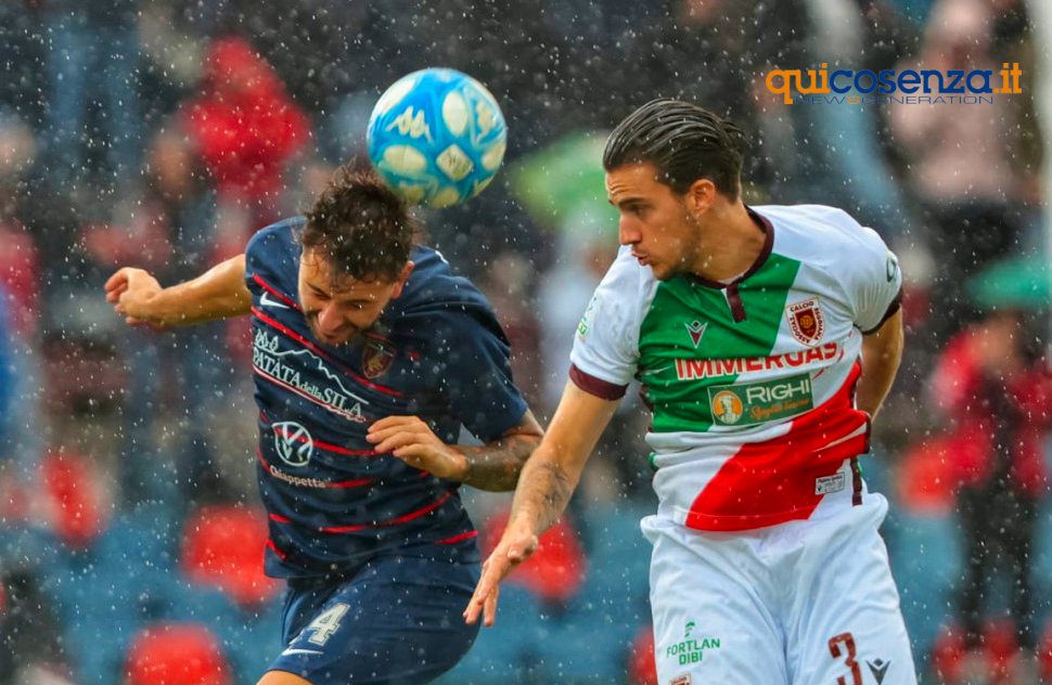 Voca e Tutino ridanno il sorriso al Cosenza. Reggiana battuta 2 a 0, tra due settimane il derby 56 cosenza reggiana 07 1