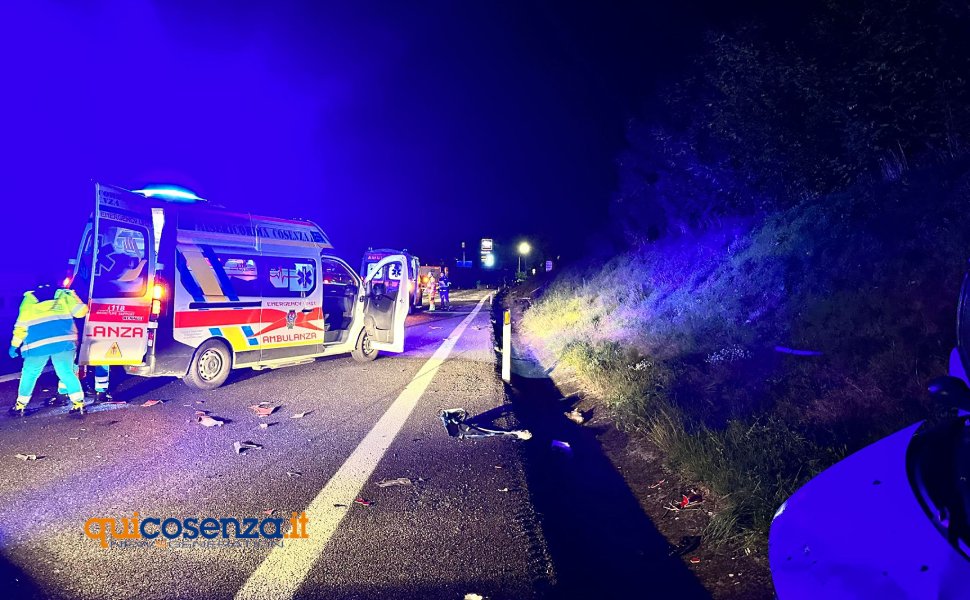 incidente a2 cosenza nord