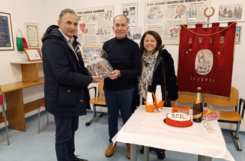 Cosenza, un compleanno speciale per Francesco Baldo. Ha donato il sangue per cento volte 53 Francesco Baldo Avis