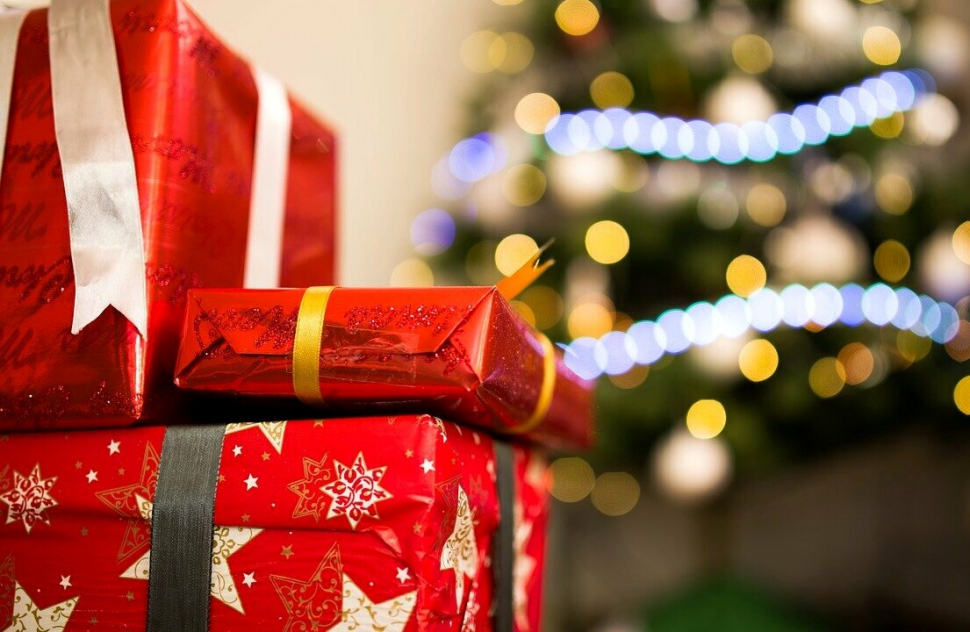 Acquisti natalizi, negozi 'sotto casa' in difficoltà. Confcommercio: 'sostenerli è far crescere le comunità' 56 Natale