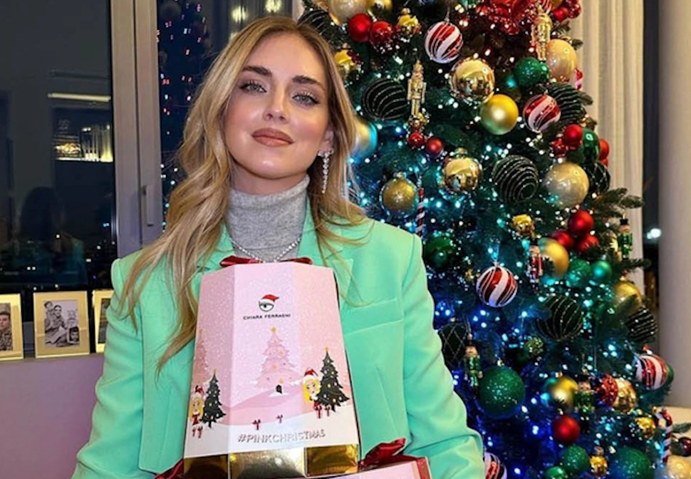 Pandoro Balocco, Chiara Ferragni in lacrime si scusa "darò un milione al Regina Margherita per i bimbi" 74 Pandoro Ferragni