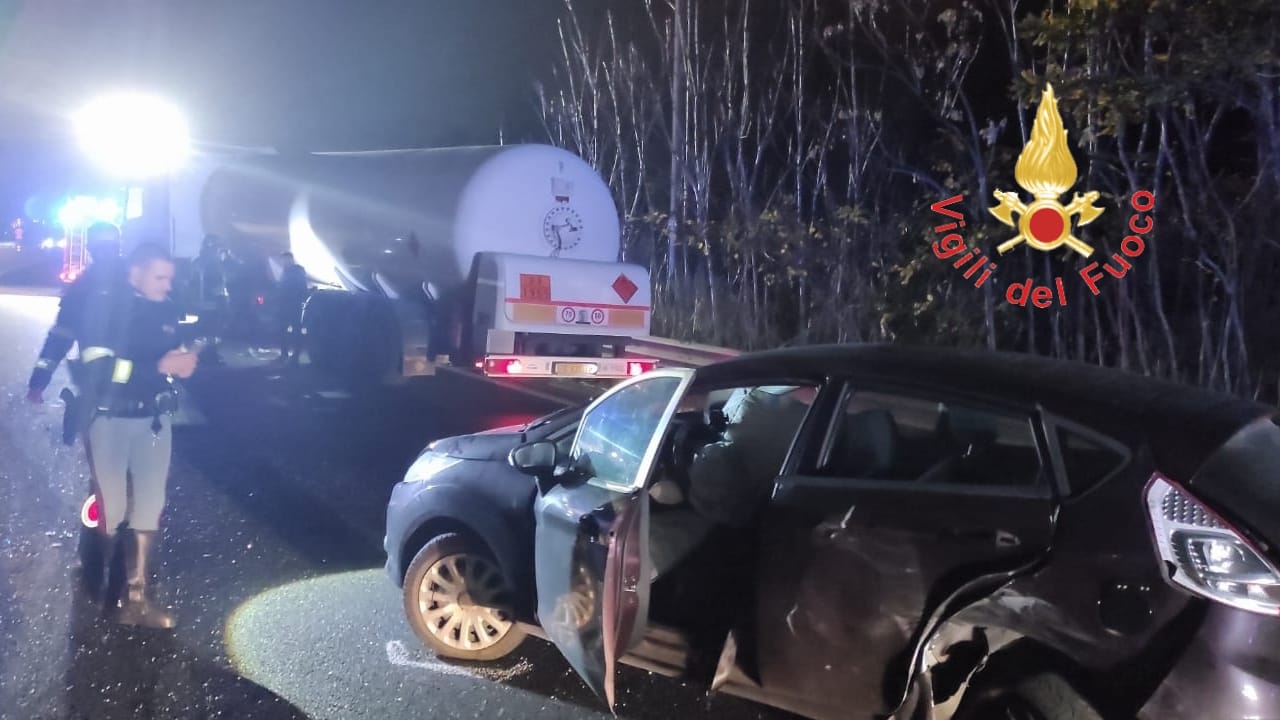 dd617b03 ab20 48ad 8cbf 9c01a5b8ec15