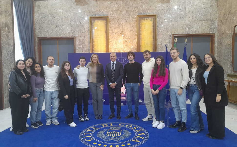 studenti-Unical-e-sindaco-Caruso