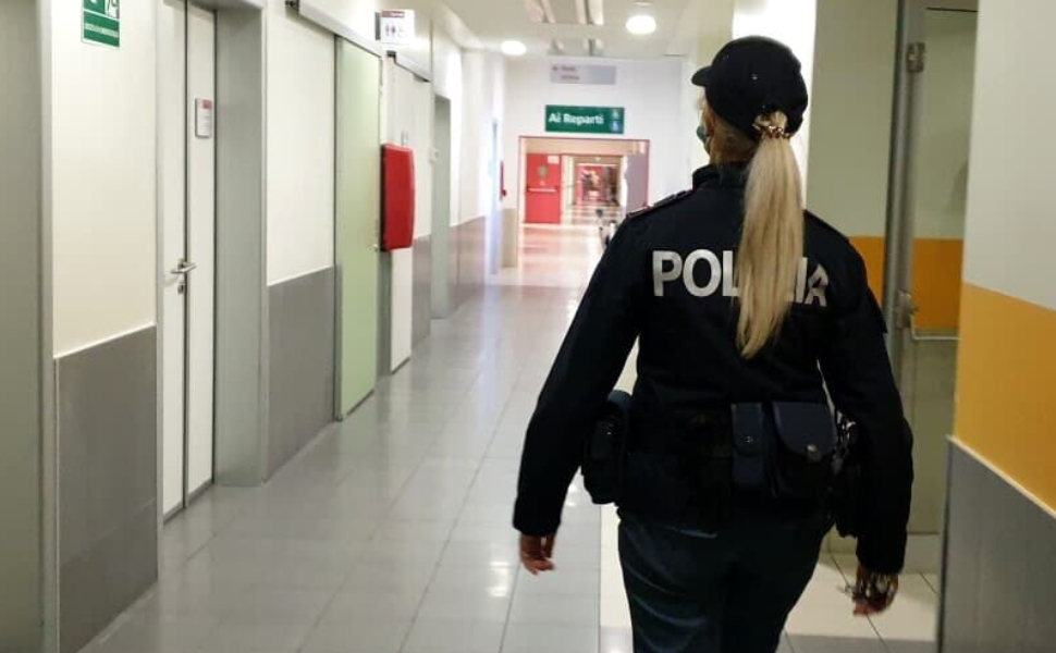 polizia in ospedale