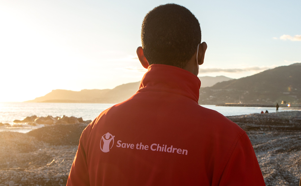 save the children giovane