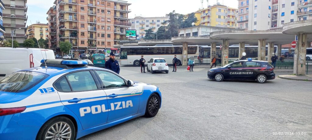 Alto impatto, controlli anche in autostazione a Cosenza: 486 persone identificate 52 543bdea9 80b3 4666 9d3f 905e245ae5ab