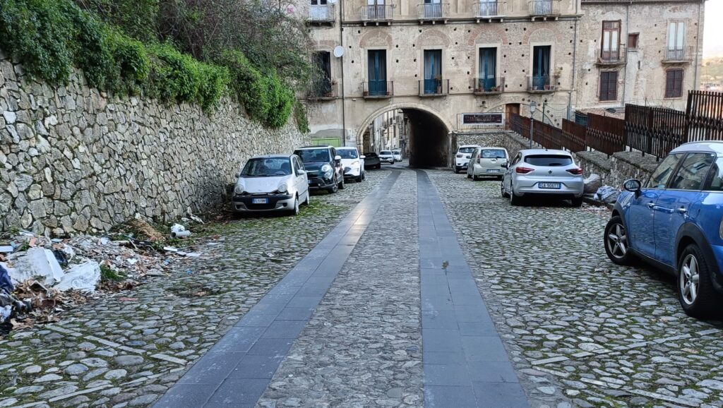 581508f9 d1cb 4bfb 8f71 3102c89f85d7