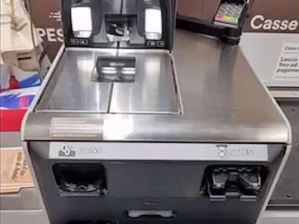 Falsificazione monetaria