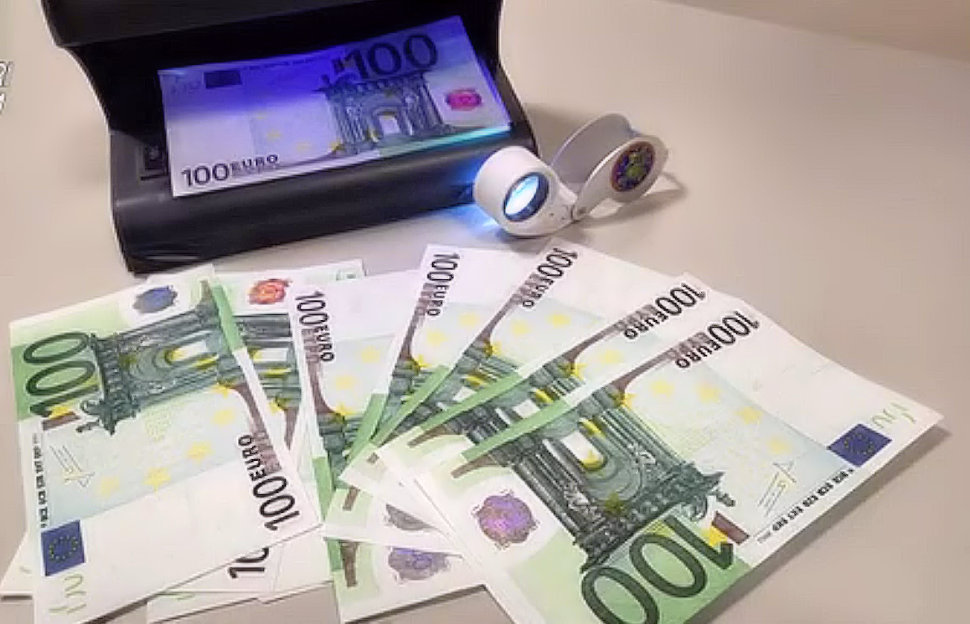 Falsificazione monetaria