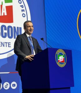 FI, Occhiuto: «ci davano per morti ma Berlusconi ha costruito un grande partito» 52 Occhiuto congresso Forza Italia
