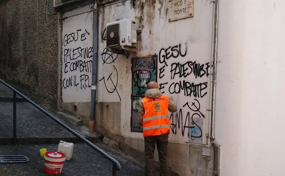 Scritte muri catanzaro conflitto Israele Palestina 01