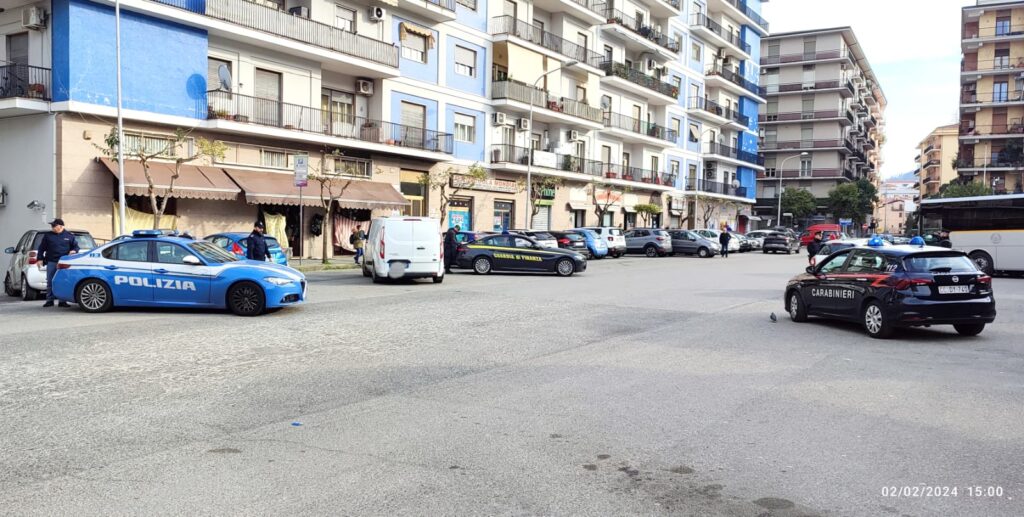 Alto impatto, controlli anche in autostazione a Cosenza: 486 persone identificate 55 f38309d7 6867 4a60 bab7 c135f6d2a7e1