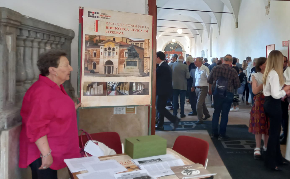 gilda de caro civica amica raccolta fondi cosenza biblioteca