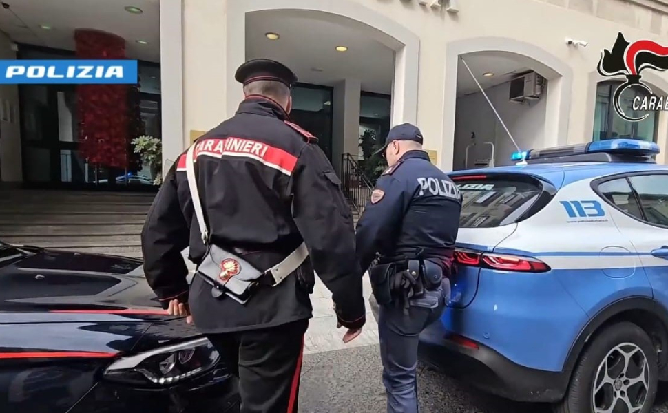 operazione carabinieri polizia