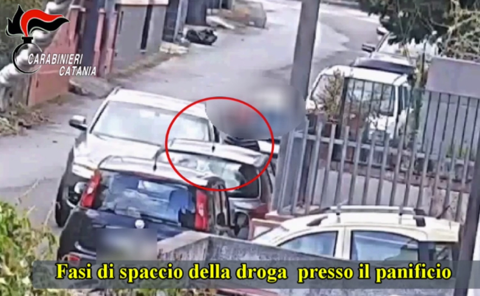 Ordinavano il 'pane' per comprare la droga: spaccio di cocaina 'take away', nove arresti 1 operazione non solo pane catania cocaina reggio