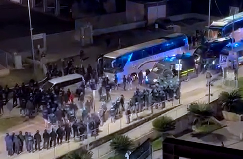 70192afb a4c6 400f 87a1 ee19f187ee0f