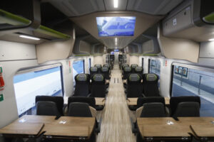 Interni Intercity ibrido