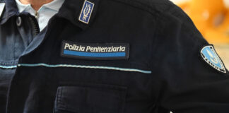 Polizia-Penitenziaria agente