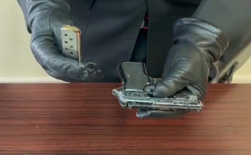 Roccella Jonica pistola ristorante