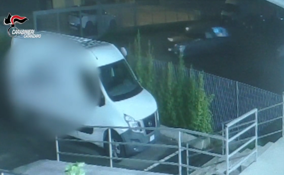 incendio capannone per assicurazione 031