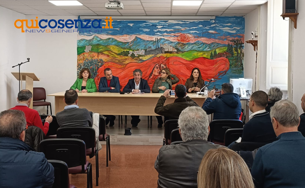 presentazione manifestazione autonomia differenziata cosenza 01